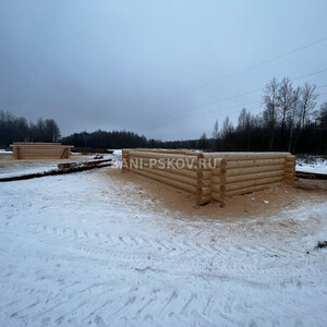 Рубим срубы из зимнего леса, производство срубов