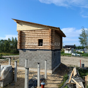 Баня под односкатной крышей, рубка сруба в чашу
