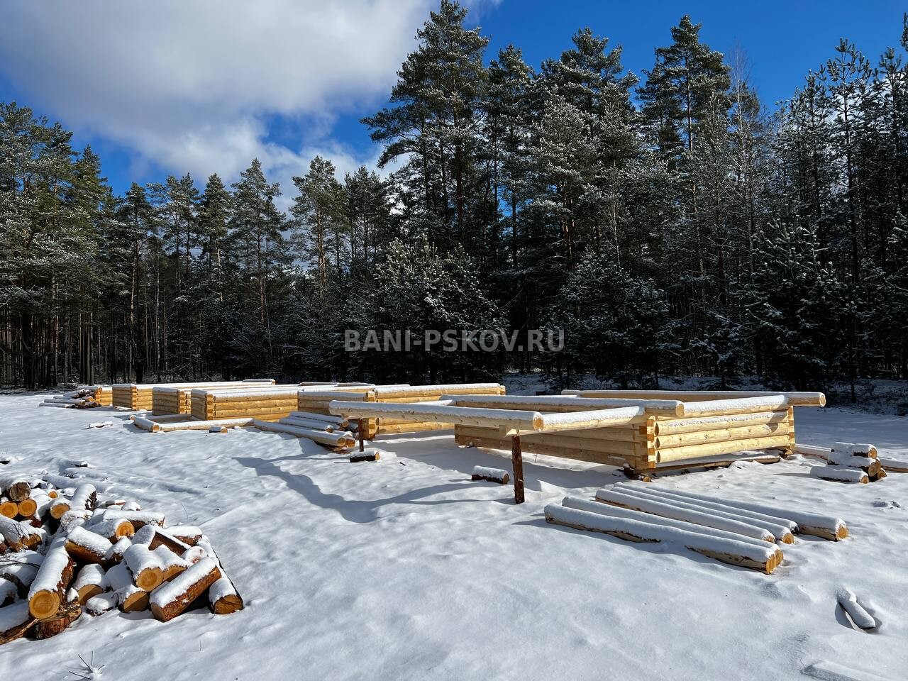 Рубим срубы из зимнего леса, производство срубов